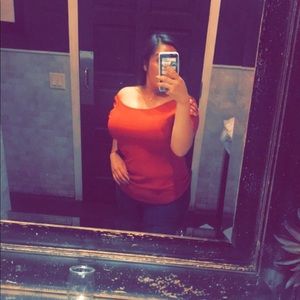 Meet your Posher, Devany